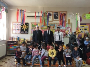 Samsat’ta Kuran Kursu Öğrencileri İlk Karnelerini Aldı