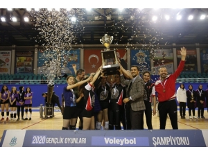 Potada Krallar, Filede Kraliçeler Sahneye Çıktı