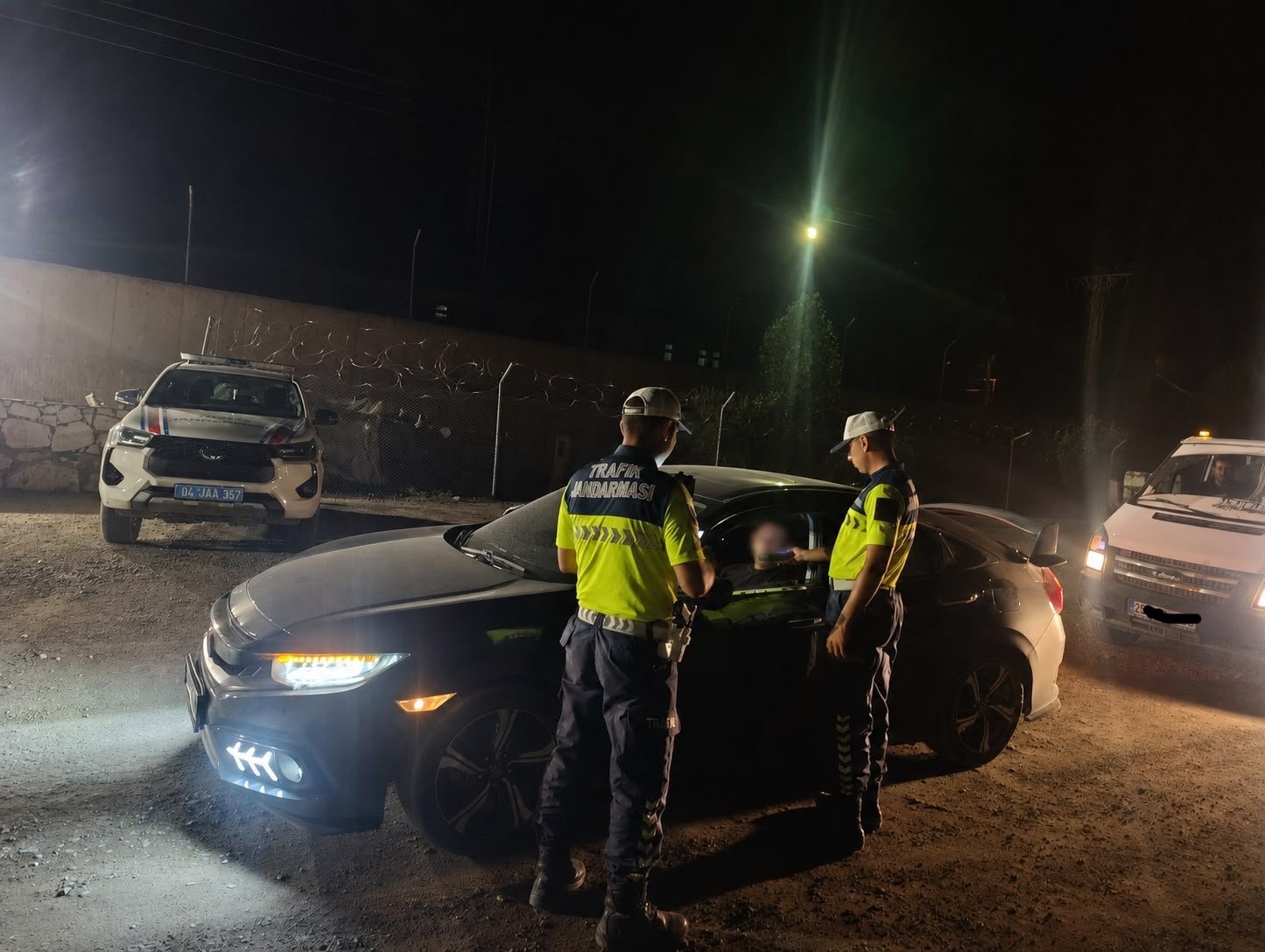 diyadin-de-trafik-denetimlerinde-28-araca-260-bin-750-lira-ceza