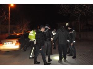 Narkotimler Sahaya İndi