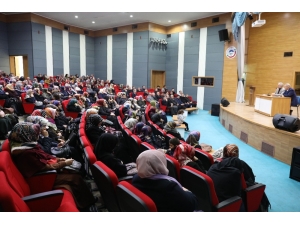 İl Müftüsü Güven, Melikgazi İlçe Müftülüğü Personel Toplantısına Katıldı