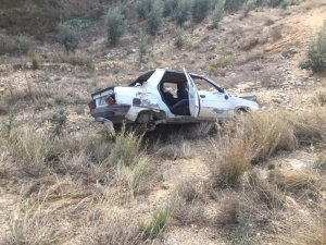 Osmaniye’de Otomobil Uçuruma Yuvarlandı