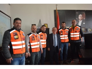 Motosiklet Kulübü Üyelerinden Kaymakam Çalık’a Ziyaret