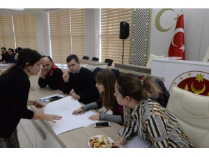 “Yerel Yönetimlerde Çocuk Hakları” Eğitimi Verildi