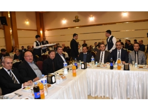 Gazeteciler Birlik Ve Beraberlik Gecesinde Bir Araya Geldi