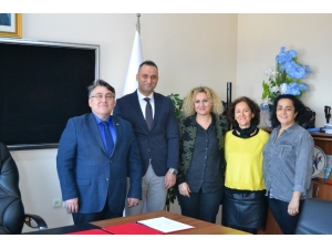 Sosyal Ve Bilimsel İşbirliği Protokolü İmzaladılar