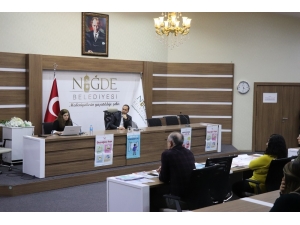 Niğde Belediye Başkanı Emrah Özdemir Sağlıklı Şehir Projesi Sunumuna Katıldı