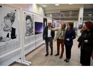 Büyükşehir Belediyesi 118’inci Doğum Gününde Nazım Hikmet’i Andı