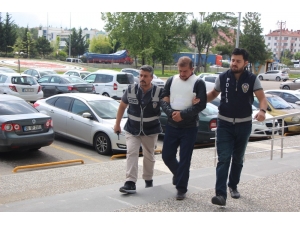 Bolu’da, Alkollüyken Oğlunu Bıçaklayan Tutuklu Baba Tahliye Edildi