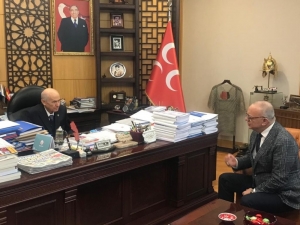 Başkan Ergün Mhp Genel Başkanı Bahçeli’ye Projelerini Sundu