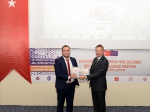 Yalnız Yürümekten Sıkılanlar İçin Mobil Uygulama Projesi