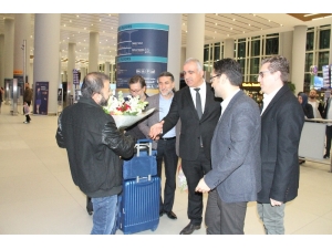 Mısır’da Serbest Bırakılan Aa Muhabiri Türkiye’ye Döndü