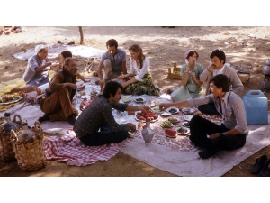 Adile Naşit Ve Münir Özkul Anısına 45 Yıl Sonra Bir Araya Gelecekler