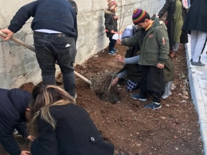 Her Öğrenci İçin Bir Fidan Dikildi