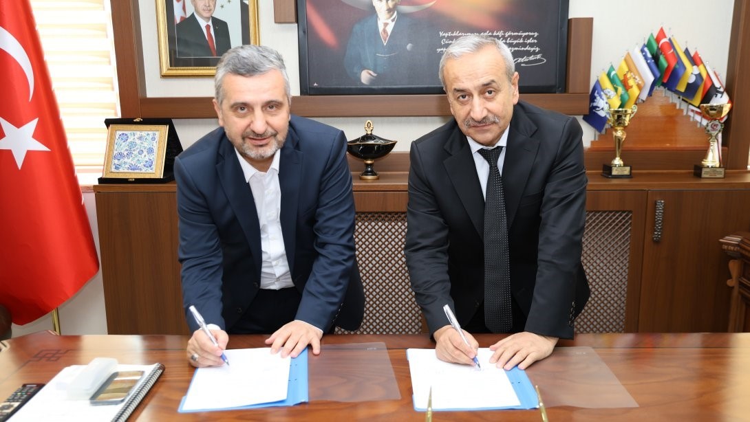 karabuk-te-egitim-kitap-okuma-ve-yazar-bulusmalari-is-birligi-protokolu-imzalandi