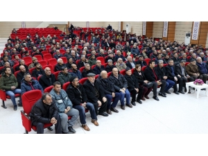 Erzincan Çiftçisi 2020 Yılında Uygulanması Planlanan Sulama Suyu Zammına Tepki Gösterdi