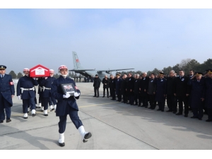 Eskişehirli Şehidin Naaşı Memleketine Getirildi