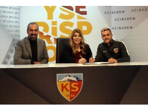 Campanharo İmzayı Böyle Attı