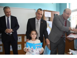 Bayburt’ta 15 Bin Öğrenci Karne Heyecanı Yaşadı