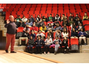 Öğrencilere Sınav Motivasyonu Eğitimi Verildi