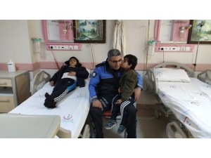 Mahalle Polisi Onat, İki Kardeşe Kirve Oldu