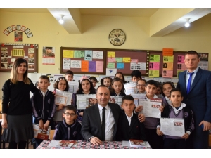 Başkan Ali Sülük Öğrencilerin Karne Heyecanına Ortak Oldu