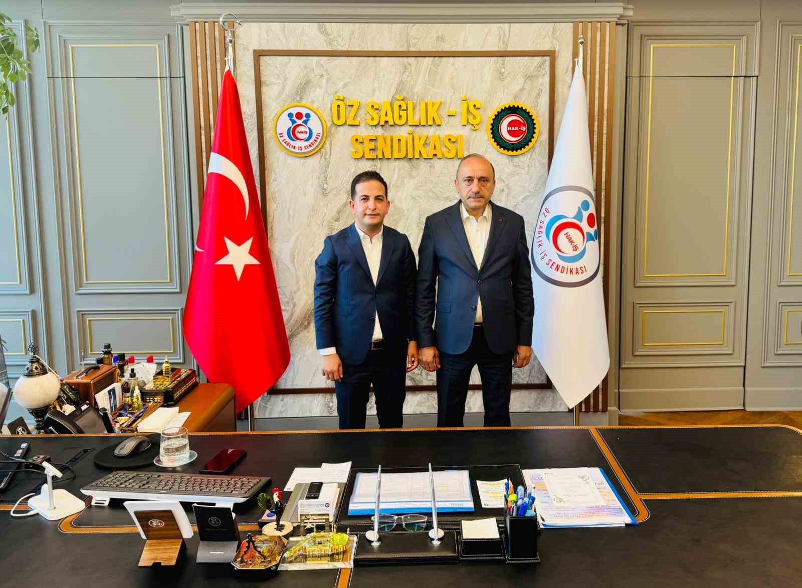 baskan-akuzum-hak-is-genel-baskan-yardimcisi-sert-ile-bir-araya-geldi
