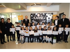 Başkan Akın’dan Öğrencilere Karne Hediyesi