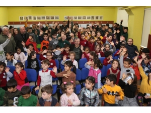 Başkan Deniz Köken Miniklerin Karne Heyecanına Ortak Oldu