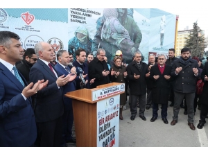 Kütahya’dan İdlib’e 7 Tır Yardım Malzemesi