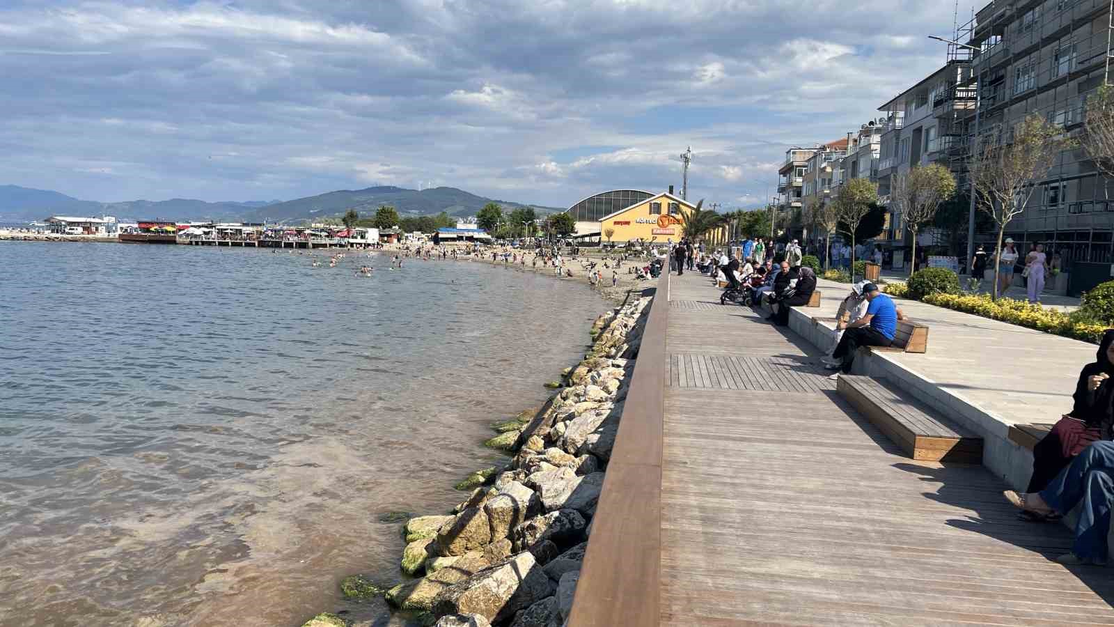 mudanya-da-musilajdan-sonra-turuncu-alarm