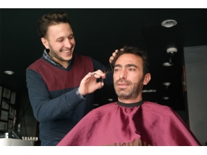 Eski Çırak, Ustasını Tıraş Etti