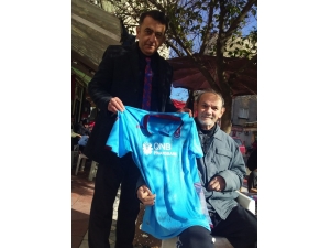 Trabzonspor’dan Eynesilli Engelli Vatandaşa Forma Jesti