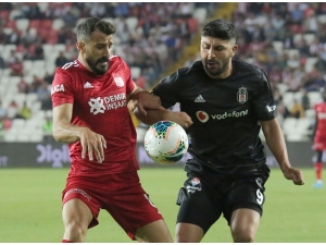 Sivasspor’un 3 Büyüklere Karşı 82. Sınavı