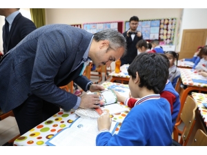 Başkan Çiftçi Çocuklarla Karne Heyecanı Yaşadı