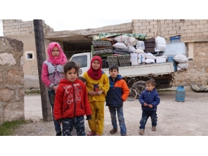 Halep’teki Siviller Ölümden Kaçmaya Devam Ediyor