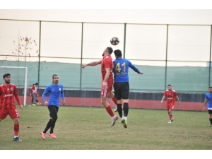 Karaköprü Belediyespor Tek Attı Üç Aldı