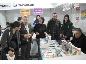 Tarsuslu Yazar Üresin, Kitabını Sokak Hayvanları İçin Bağışladı