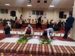 Gazeteciler Sıra Gecesinde Doyasıya Eğlendi