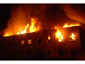 Tokat Yazmacılar Sitesi’ndeki Yangın Kontrol Altına Alındı