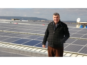 Fabrikanın Çatısına Kurduğu Güneş Enerjisiyle Her Ay 100 Bin Lira Kazanıyor