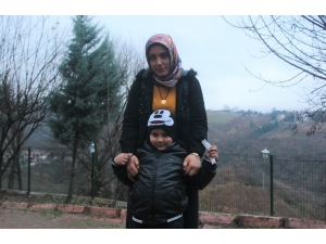 Eğitimle 3 Buçuk Yıl Sonra Konuşan Poyraz’ın İlk Kelimesi “Anne” Oldu