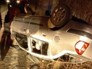 Otomobil Takla Attı: 2 Yaralı