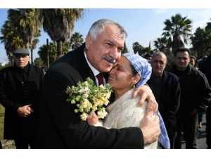 Başkan Karalar: "Yandaş Yok, Vatandaş Var"