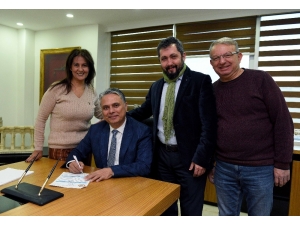 Başkan Uysal, Onursal Üye Oldu