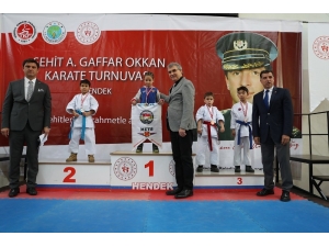 Şehit Emniyet Müdürü Okkan Anısına Karate Turnuvası Gerçekleştirildi