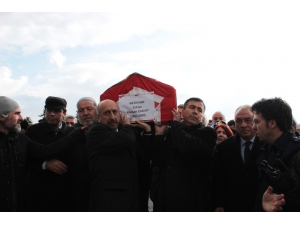 Rahşan Ecevit Ebediyete Uğurlandı