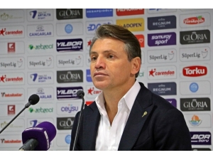 Tamer Tuna: “Sezon Anlamında Bu Teslimiyeti Yaşamayacağız”