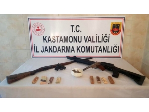 Jandarmanın Uyuşturucu Operasyonunda 5 Kişi Tutuklandı