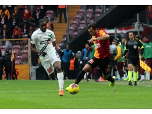 Süper Lig: Galatasaray: 2 - Denizlispor: 1 (Maç Sonucu)